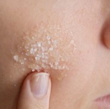 MD: If You Have Dark Spots, Do This Immediately (It's Genius!)